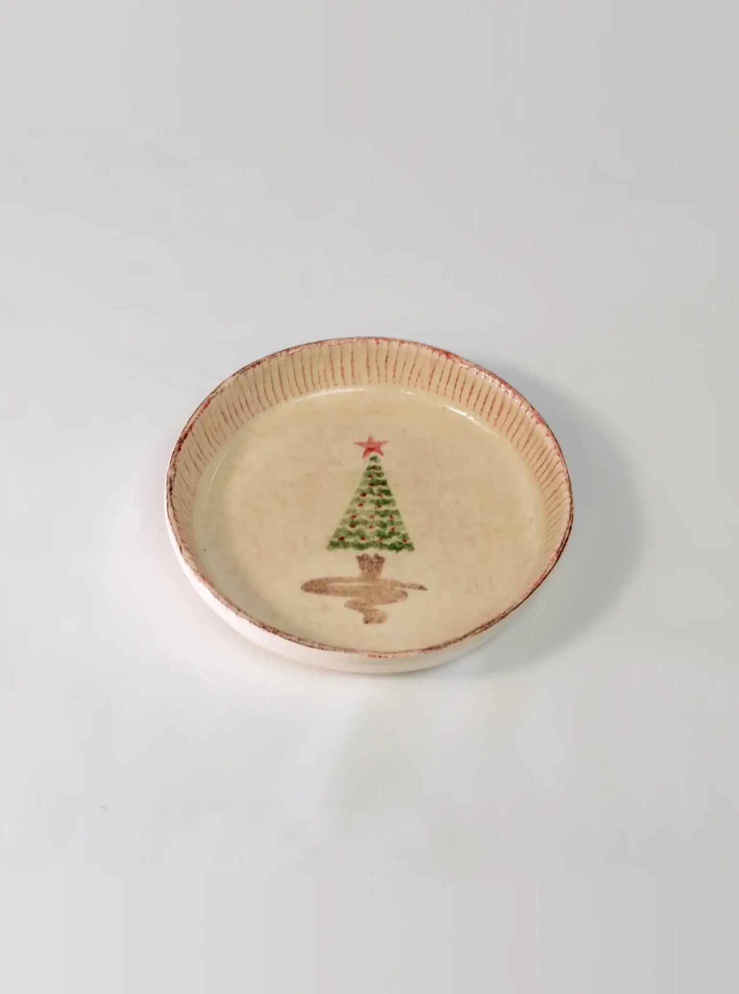 Zafferano America - Holiday Salad Plate with Lip