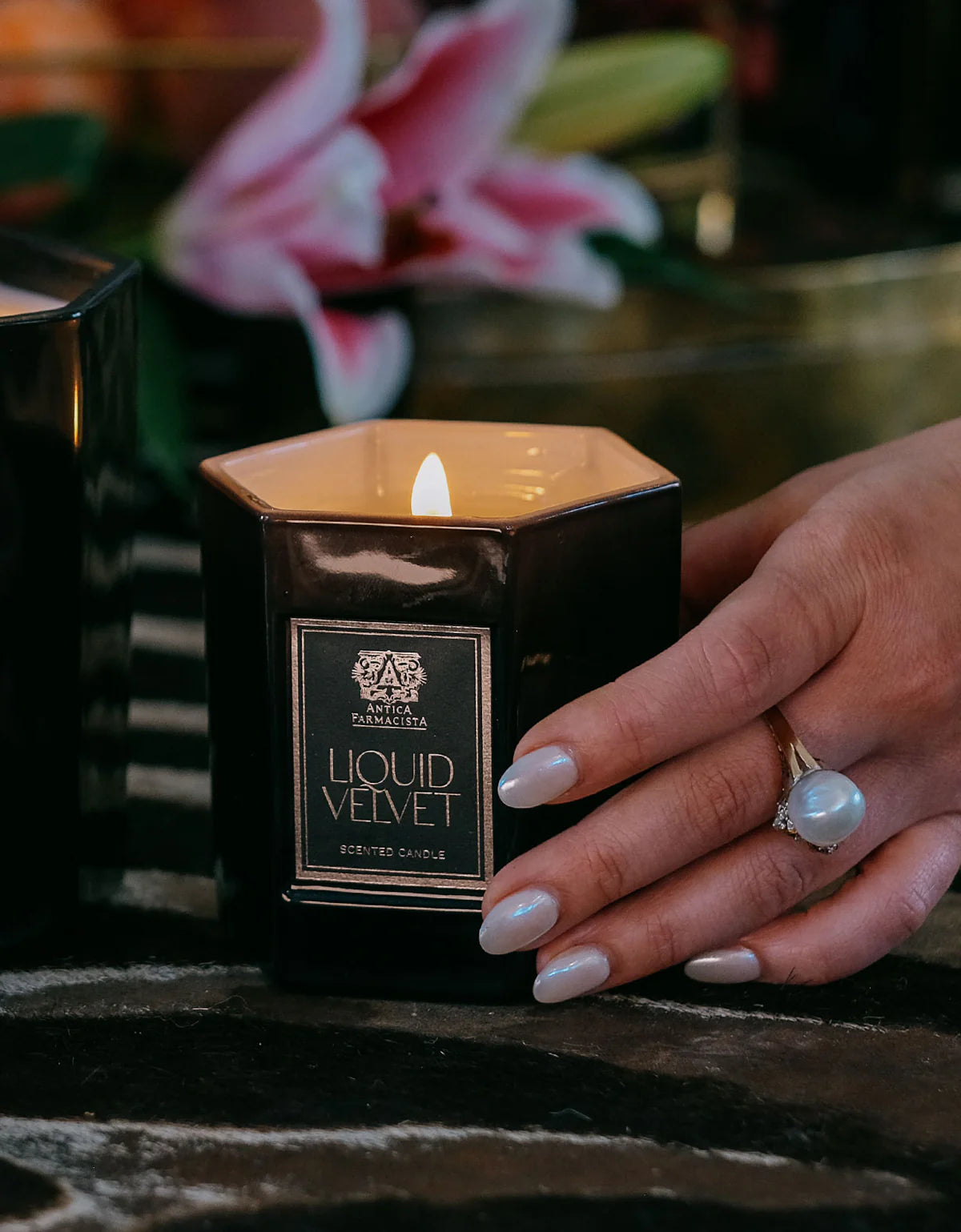 Antica Farmacista - Liquid Velvet 9 oz Candle
