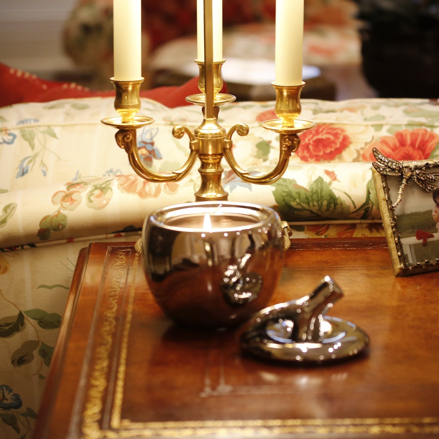 Thompson Ferrier - Silver Malus Apple Candle