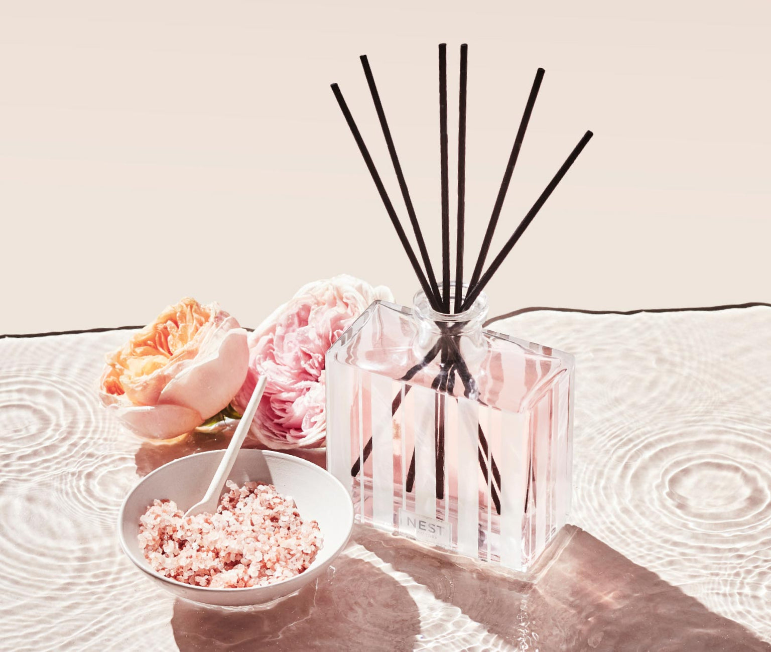 Nest New York - Himalayan Salt & Rosewater Diffuser - Tarvos Boutique