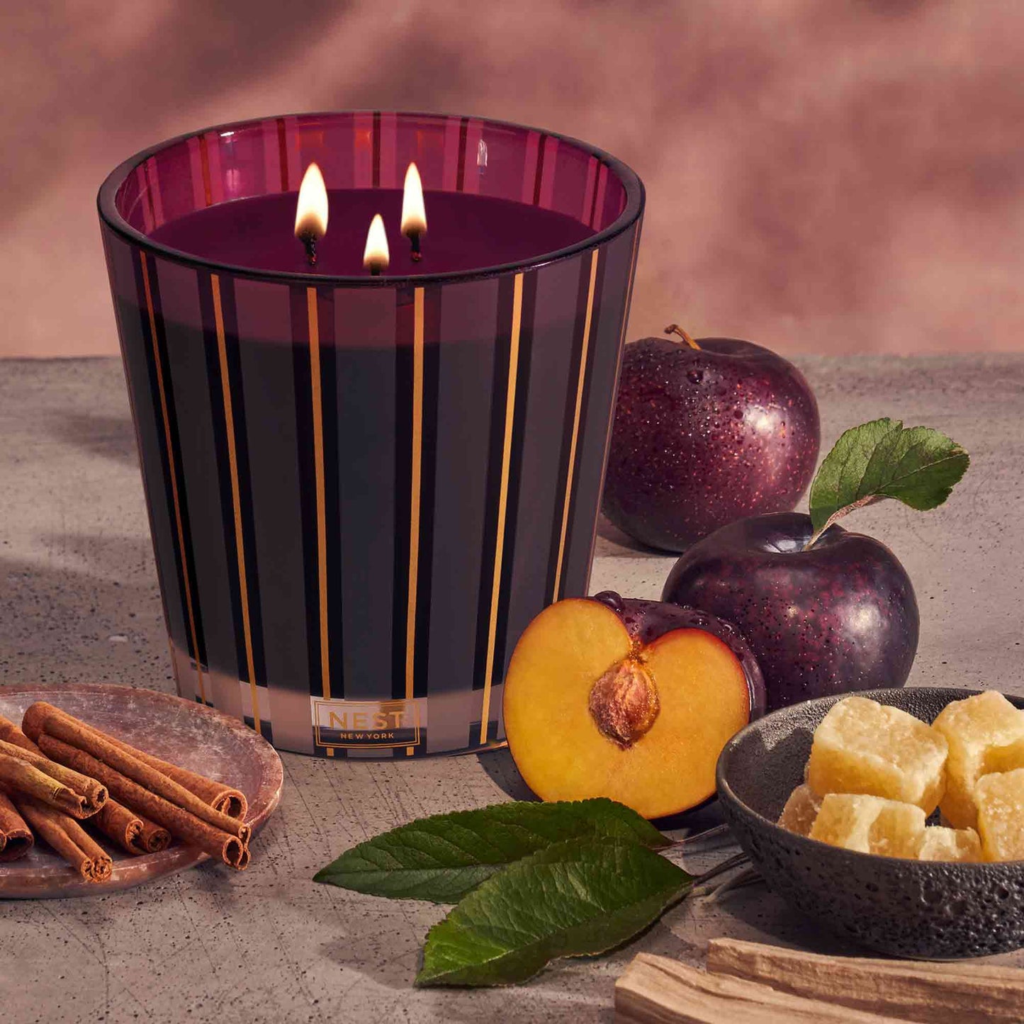 NEST New York - Autumn Plum Candle - Tarvos Boutique