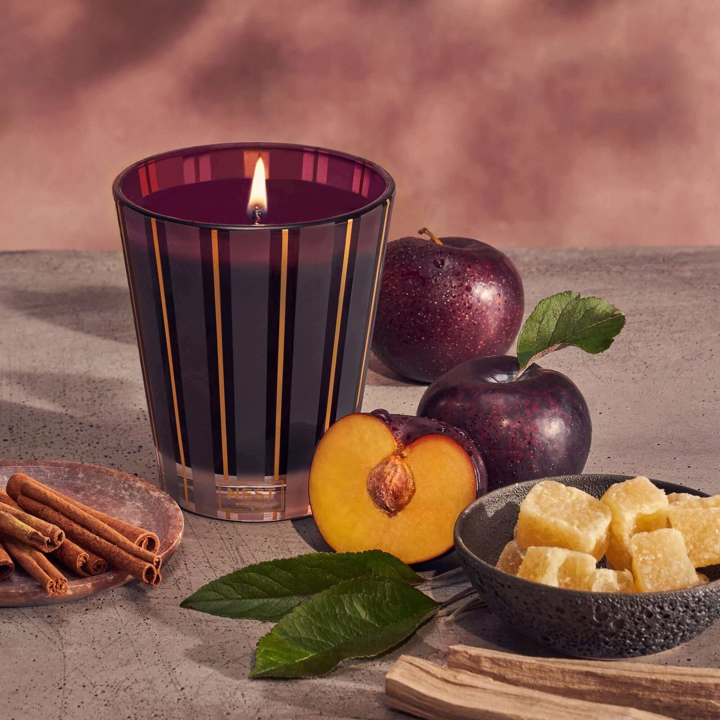 NEST New York - Autumn Plum Candle - Tarvos Boutique