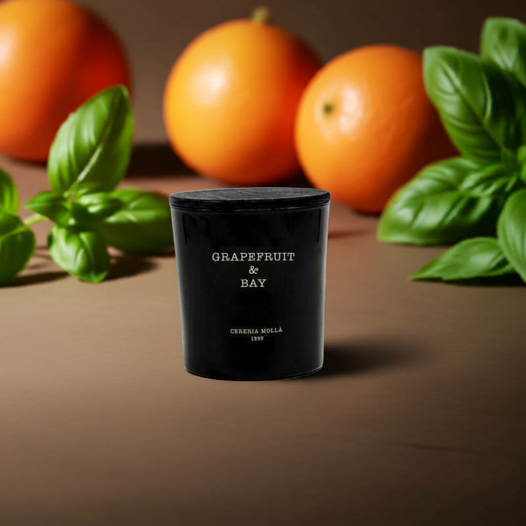 Cereria Molla - Grapefruit & Bay Black 3 wick XL Candle - 21 oz / 600 g